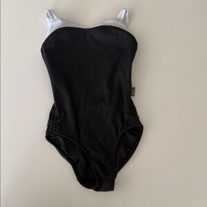 Tiger Friday Child Medium Brigette Leo in 8 Ball